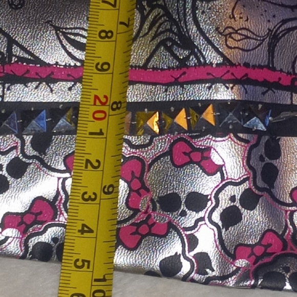 LAST CHANCE SALE ONLY $8 Metallic Monster High Purse w/Rhinestones blk & pink - Picture 10 of 10